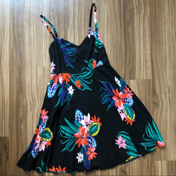 [Bundle of 3] Old Navy Fit & Flare Mini Dress - Picture 6 of 9